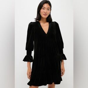 Pomander Place Black Velvet ‘Kenzo’ V Neck Tiered Long Sleeve Dress, Size XL